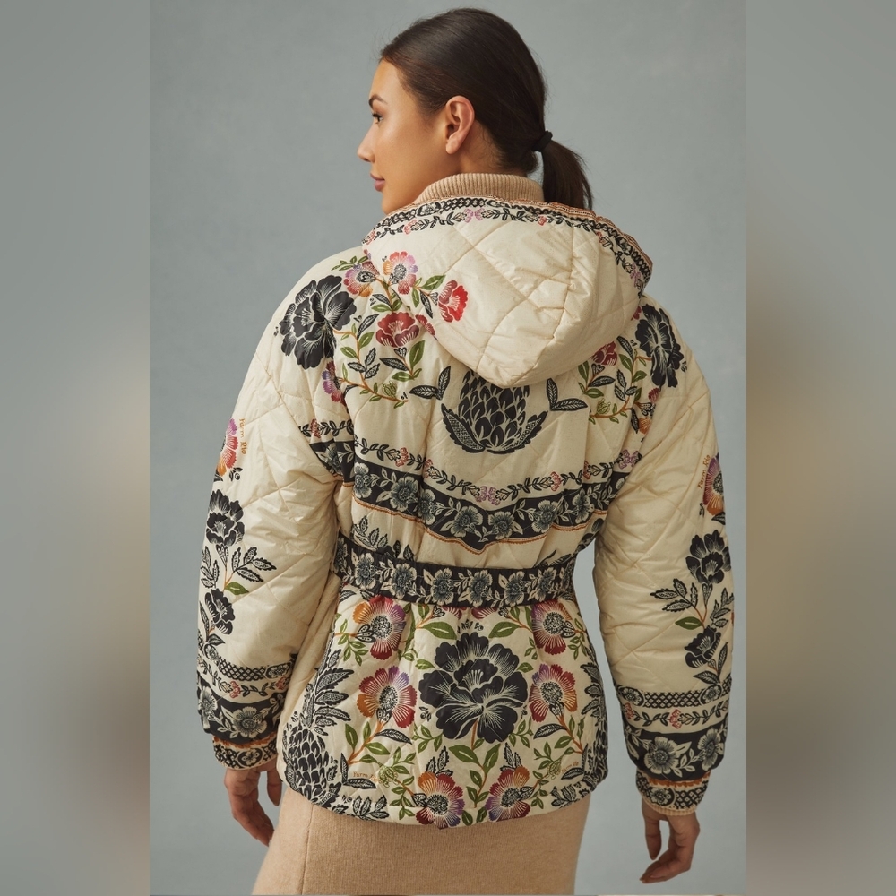 FARM Rio Reversible Romantic Garden Puffer Size M - Picture 3 of 7